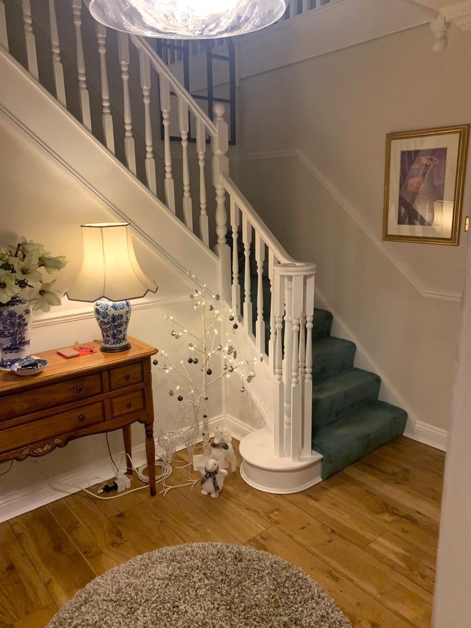 Laura Ashley Dove grey emulsion Woodwork Dulux eggshell - white